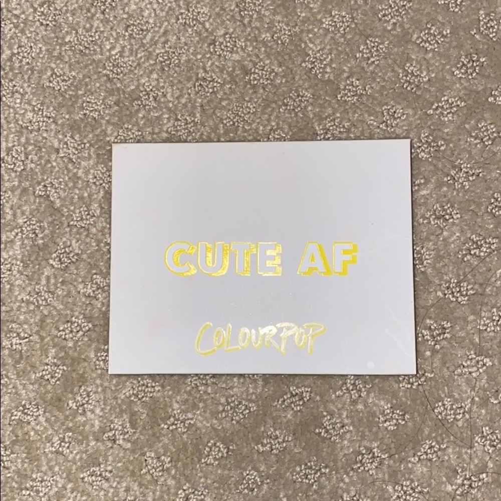 Colourpop “cute af” eyeshadow palette